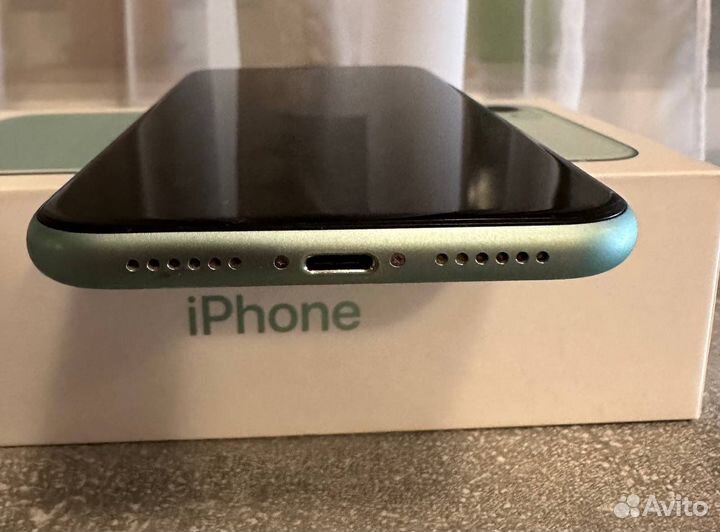 iPhone 11, 128 ГБ