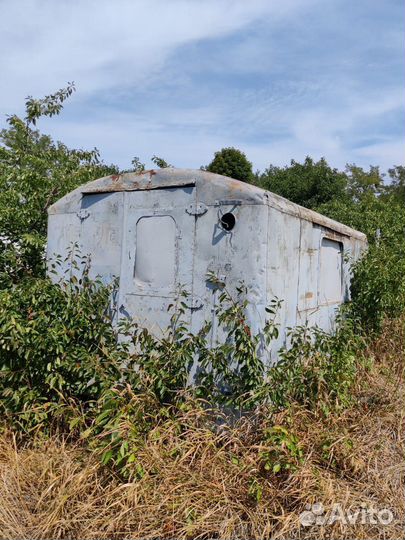 Металлический вагончик, будка от газона, на дачу
