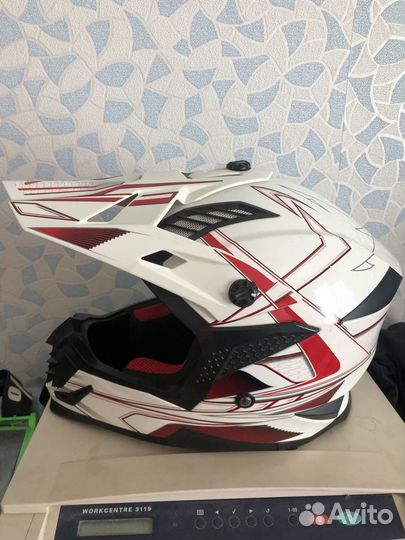 Кроссовый шлем с очками