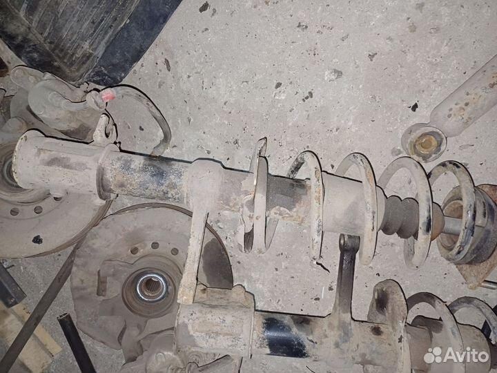 Стойки амортизатора на ваз 2112