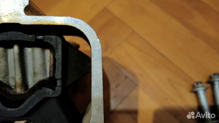 Опора двигателя правая LADA Vesta 8450030109 ориг