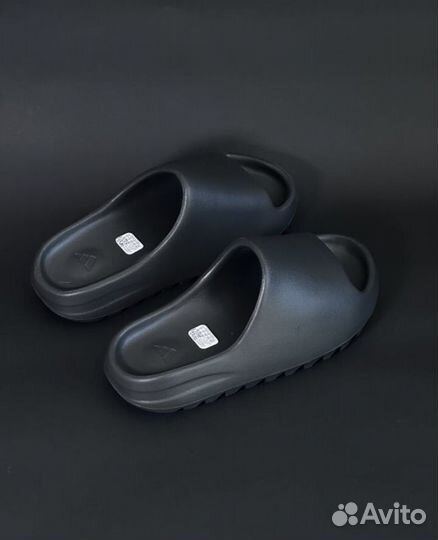 Тапки adidas yeezy slide