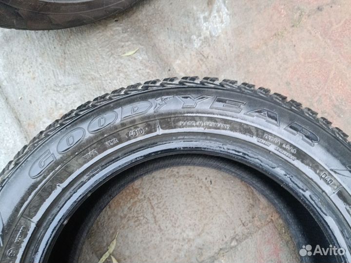 Goodyear UltraGrip 2.25/55 R16