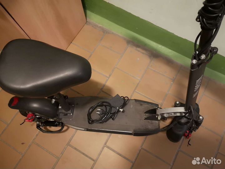 Электросамокат Kugoo m4