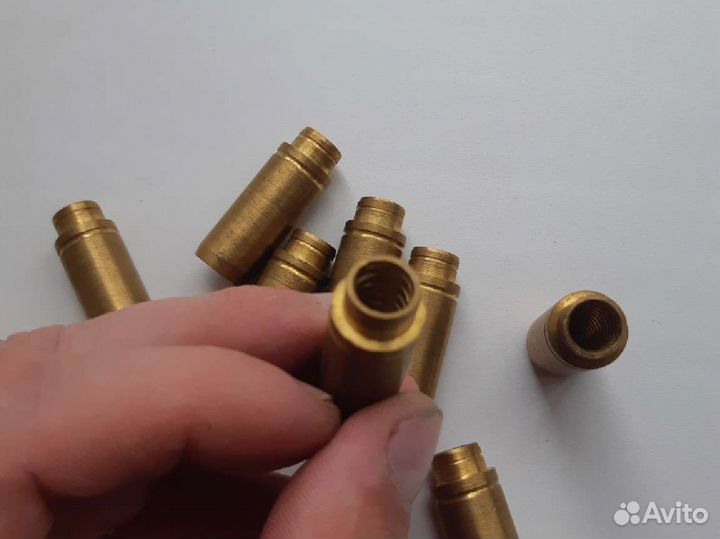 Бронзовые направляющие 2108