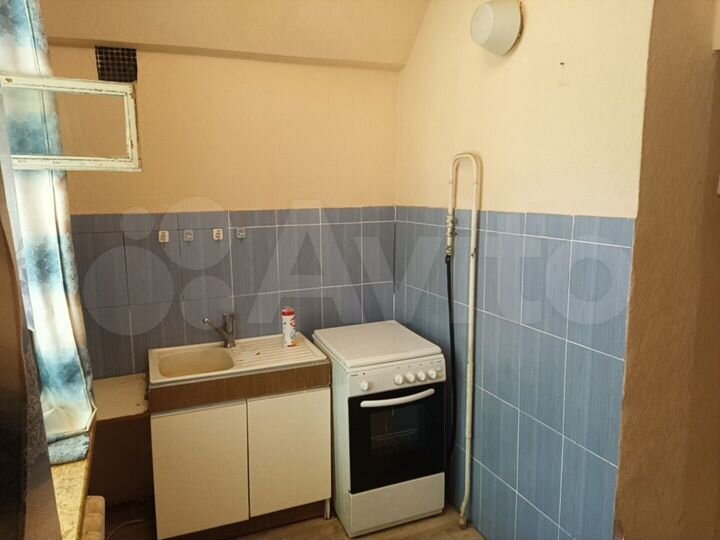 2-к. квартира, 60 м², 3/3 эт.