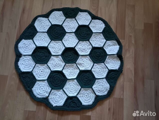 Коврик ручной работы