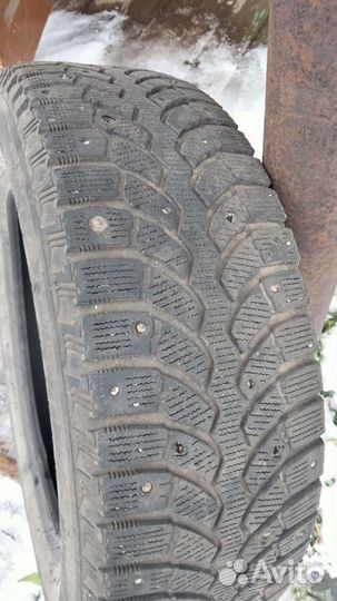 Bridgestone Blizzak Spike-02 185/65 R15
