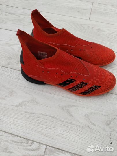 Бутсы adidas predator