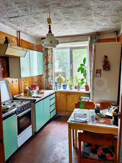 4-к. квартира, 73 м², 4/9 эт.