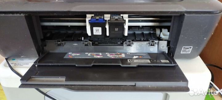 Принтер HP Deskjet 2000