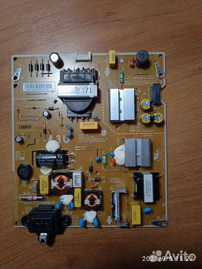 Платы и шлейфы ЖК телевизоров