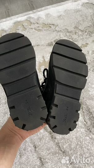 Ботинки zara для мальчика 24