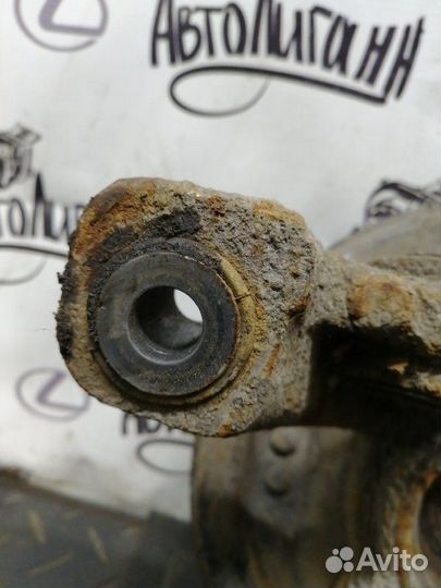 Кулак (цапфа) задний правый Renault Duster K4MA606