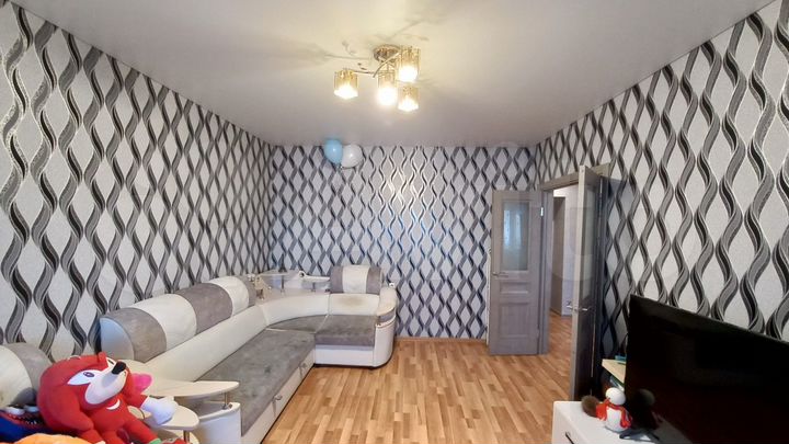 2-к. квартира, 53,2 м², 16/16 эт.