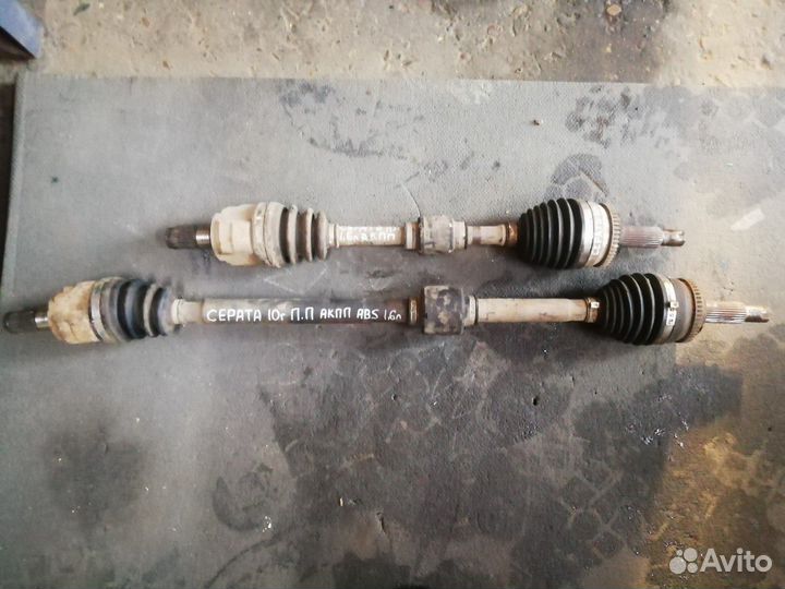 Kia Сerato II 2010 г Привод