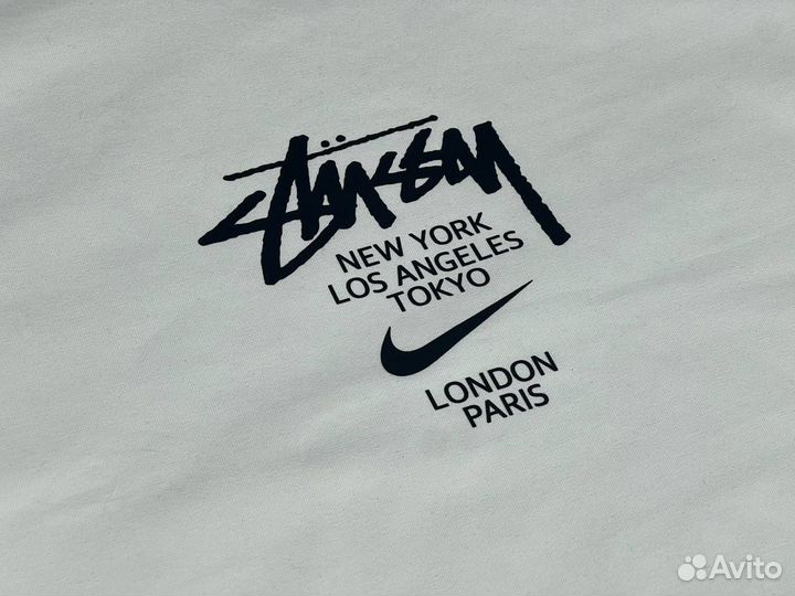 Футболка nike stussy paris белая