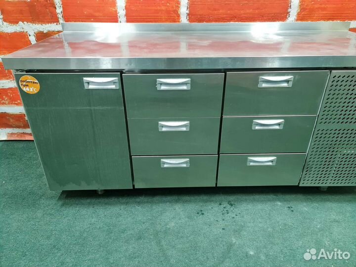 Холодильный стол