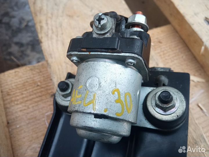 Реле свечи накала Mitsubishi L200