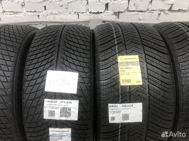Michelin Alpin 5 275/35 R20 и 285/35 R20