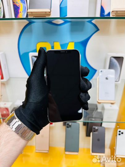 iPhone Xs, 256 ГБ
