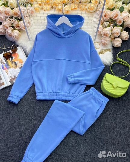 Женская одежда