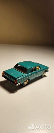 Моделька Газ 24,металл,масштаб 1:43