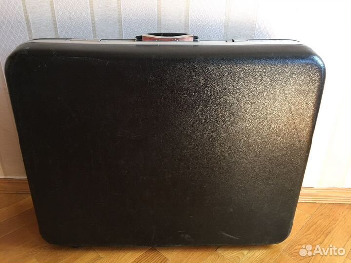 Чемодан времен СССР