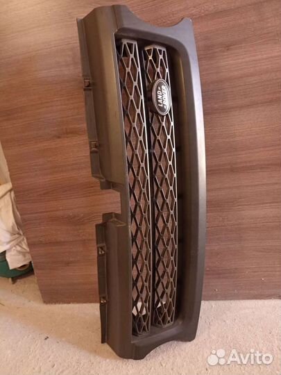 Решётка радиатора ренж ровер спорт 2