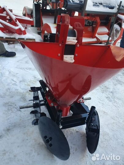 Картофелесажалка ксм-1А