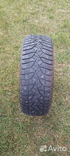 Bridgestone Blizzak Spike-02 225/55 R18 102T