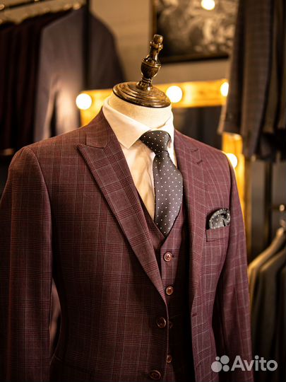 Мужской классический костюм