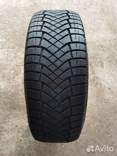 Pirelli Ice Zero FR 225/55 R17 101H