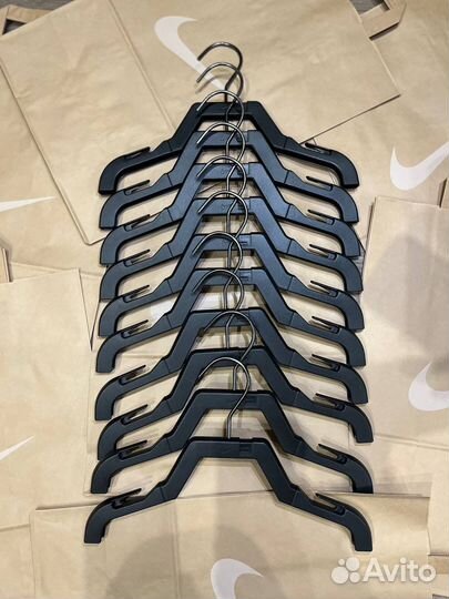 Плечики nike