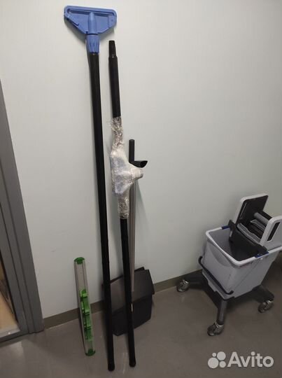 Ведро Vileda Ультра Спид + уборочный инвентарь