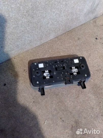 Плафон освещения салона Kia Rio 3 Hyundai Solaris