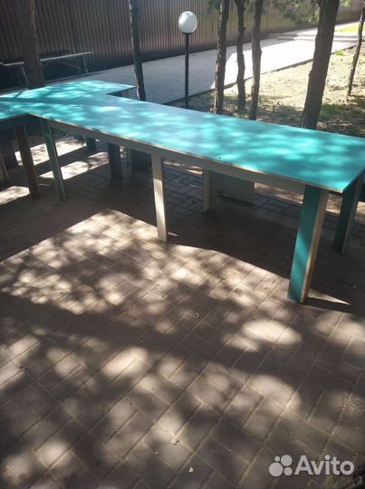 Стол и лавочки