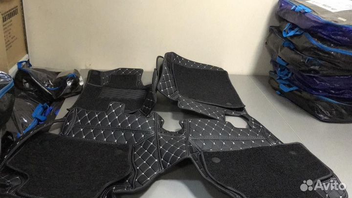 3D Коврики Audi A8 из Экокожи