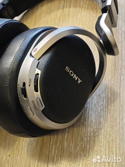 Беспроводные наушники Sony MDR-HW700DS 5.1