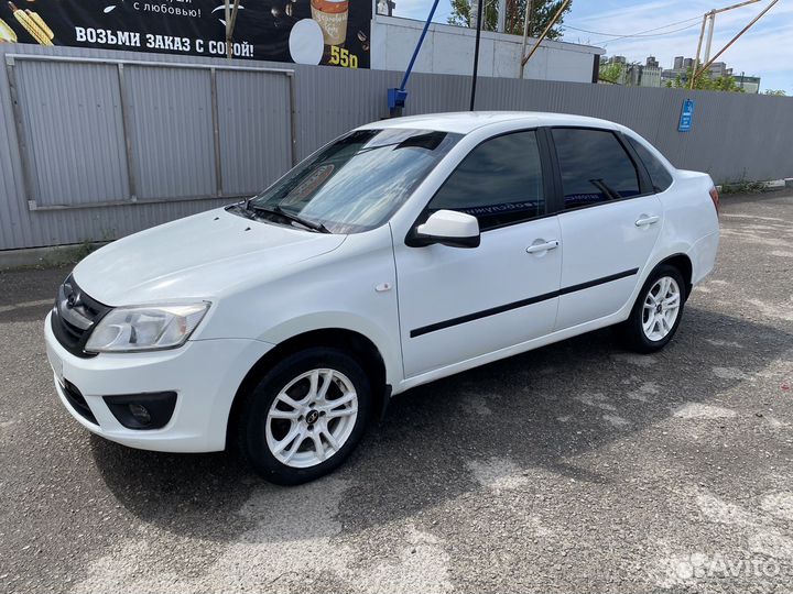 LADA Granta 1.6 МТ, 2012, 200 000 км