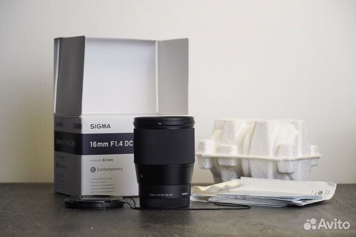 Sigma AF 16mm F/1.4 DC DN Contemporary Sony E