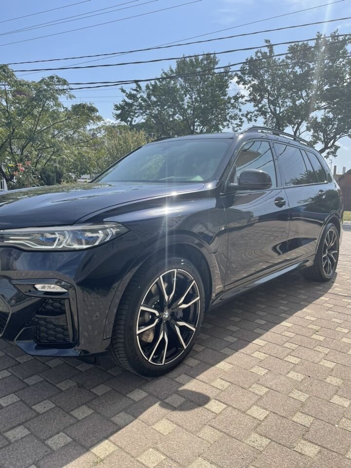 BMW X7: фото владельца
