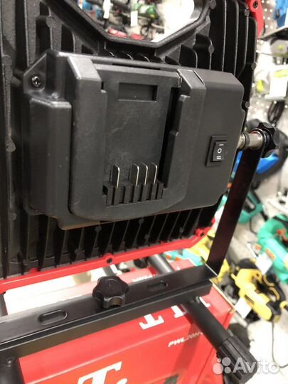 Фонарь прожектор аккумуляторный PIT