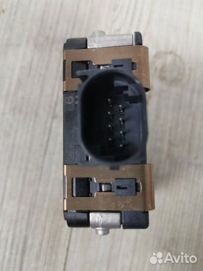 Блок управления ассистента смены полосы движения