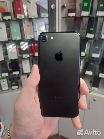 iPhone 7, 32 ГБ