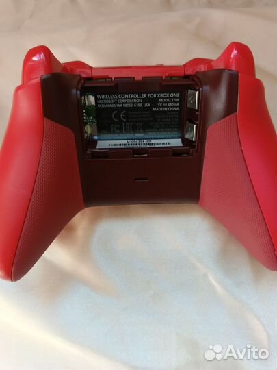 Геймпад xbox one limited