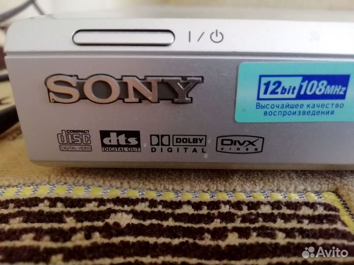 DVD-проигрыватель Sony