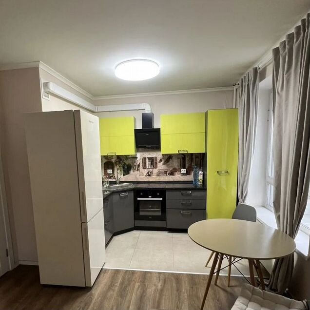 Квартира-студия, 35 м², 17/25 эт.