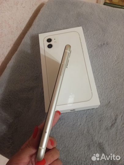 Телефон iPhone 11 128 gb