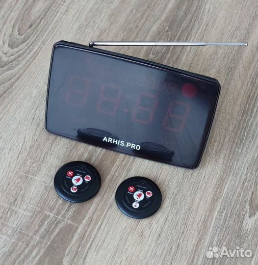 Комплект: Табло на русском и кнопка вызов официант